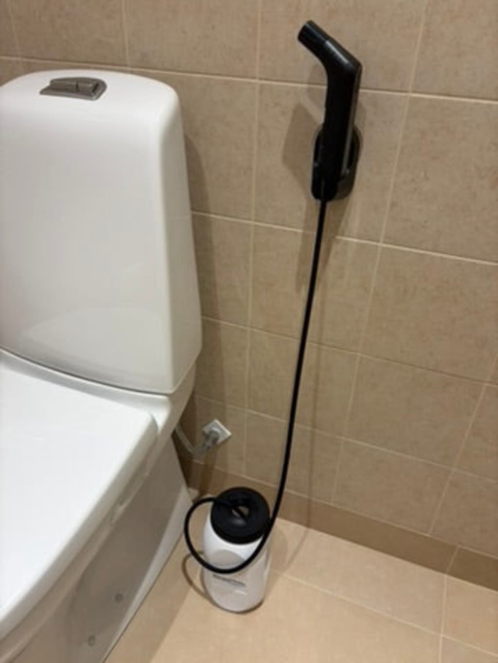 Kidio™ Portable Bidet – The Cleanest Bathroom Upgrade Without Plumbing